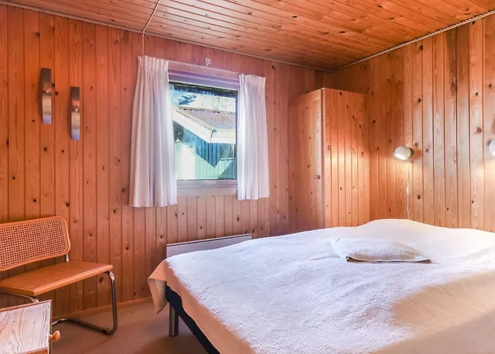 Bedri - 150m From The Sea By Interhome