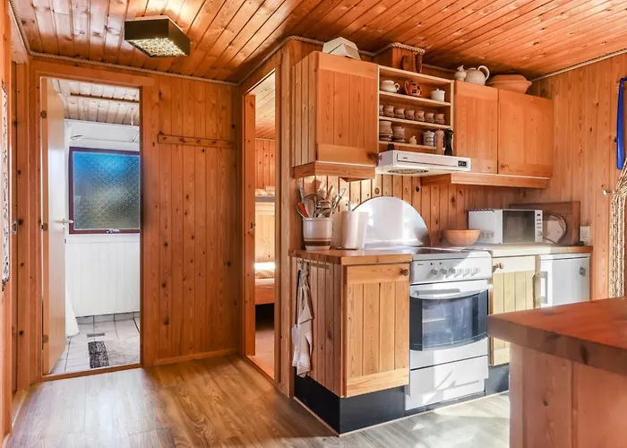 Bedri - 150m From The Sea By Interhome *